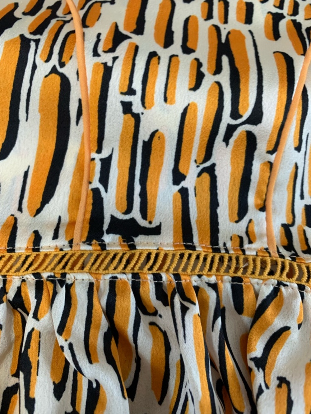 NWT Umgee Yellow Printed V-Neck Mini Dress with Flutter Sleeves - Picture 12 of 16